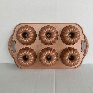 Nordic Ware Bundtlet Pan